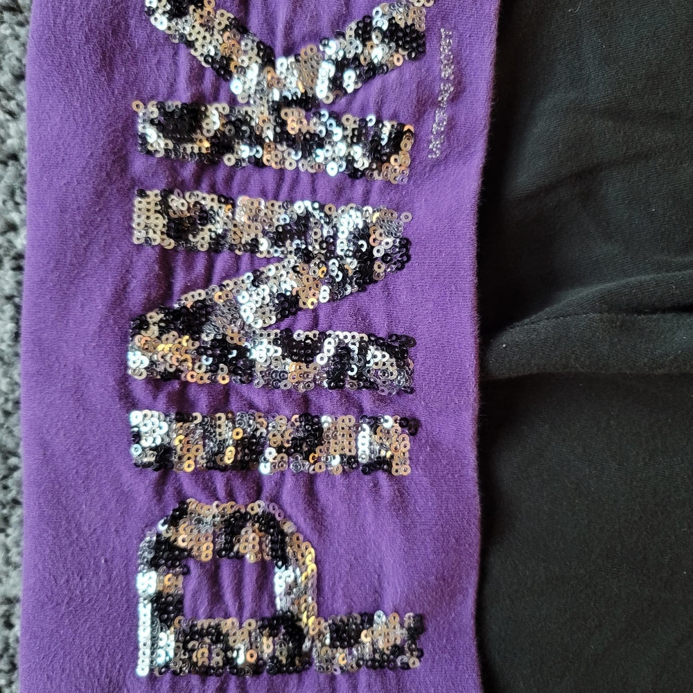 Victoria's secret Pink cropped yoga pants. Bling fold over waistband. Medium.